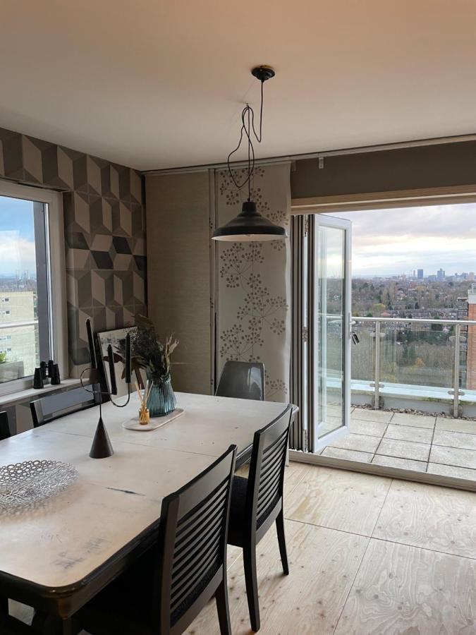 3 Bedroom Penthouse Apartment Manchester Exterior foto